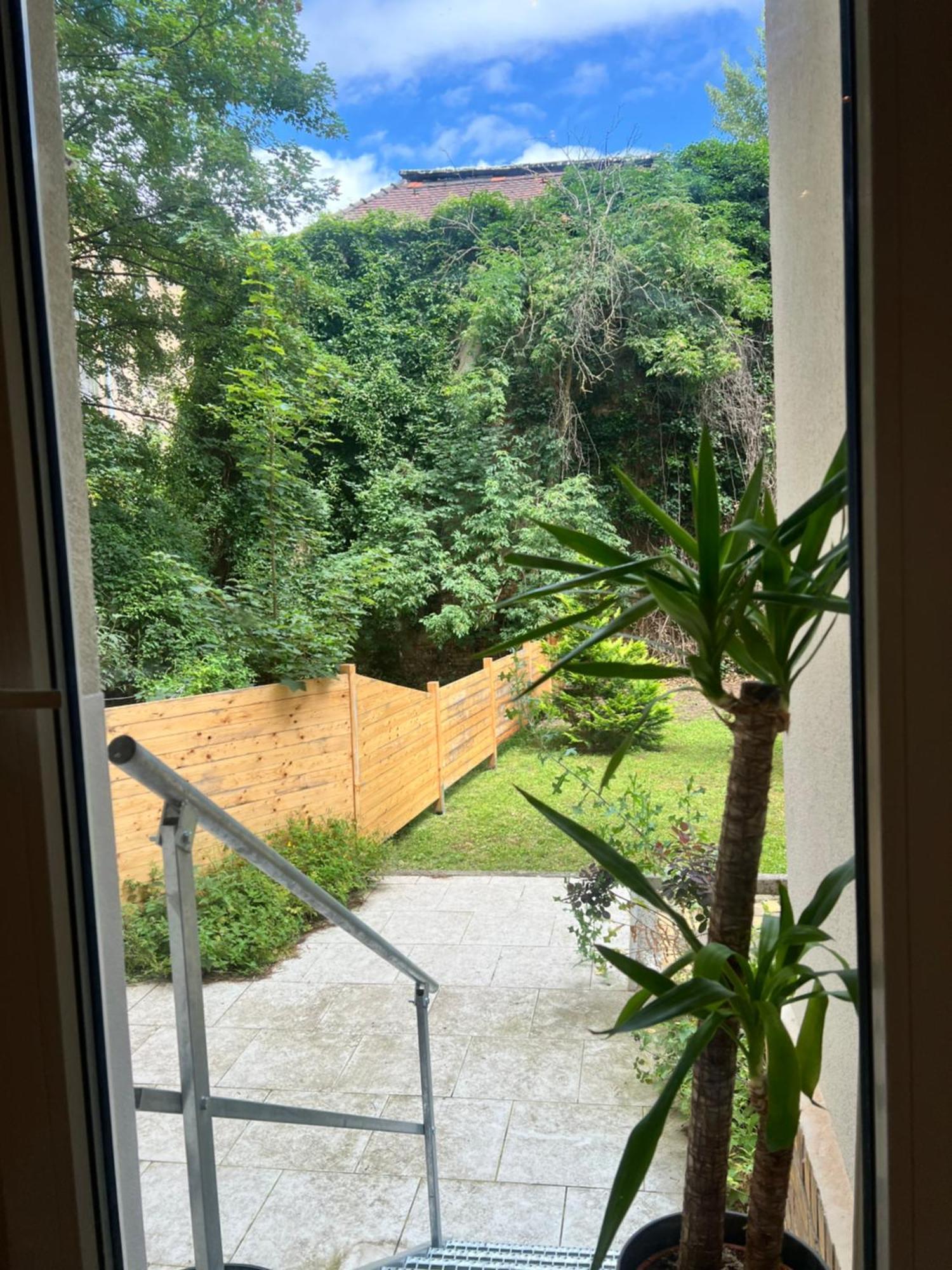 Soul-Apartment Terrasse Privat-Parkplatz Boxspringbett 55Zoll Tv Wlan Leipzig Eksteriør billede